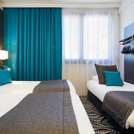 Kyriad Paris Ouest - Bezons La Defense Exterior photo